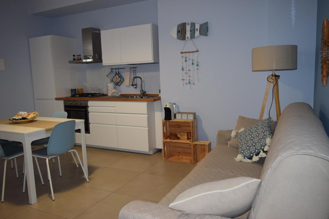 Casa Vacanze Lombardo Santa Teresa Di Riva Zewnętrze zdjęcie