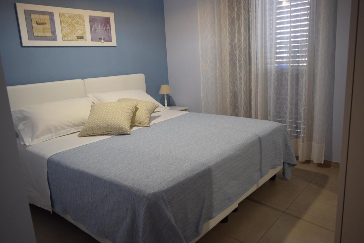 Casa Vacanze Lombardo Santa Teresa Di Riva Zewnętrze zdjęcie
