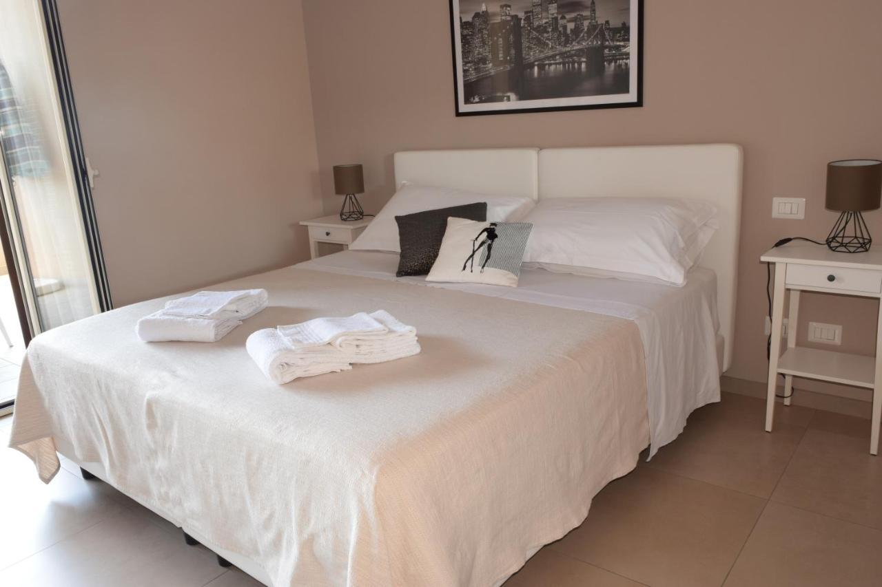 Casa Vacanze Lombardo Santa Teresa Di Riva Zewnętrze zdjęcie
